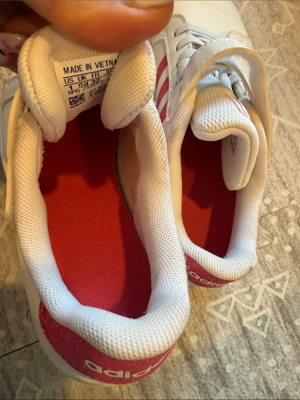 adidas Kids White Sneakers with pink glitter Stripes and Hook-and-Loop Strap